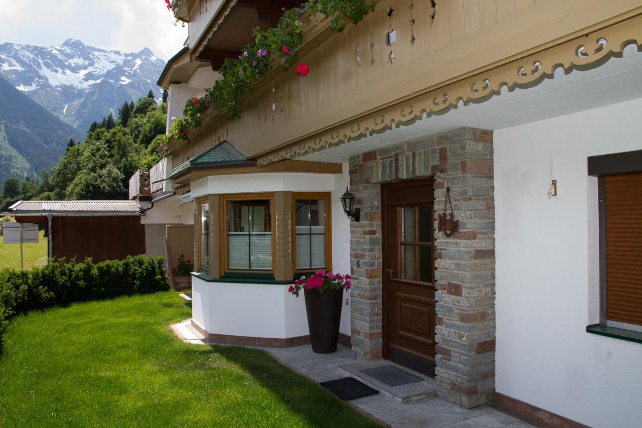 Haus Am Sonnenhang Finkenberg Buitenkant foto