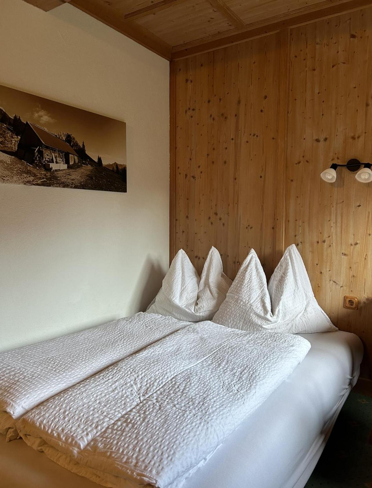 Haus Am Sonnenhang Finkenberg Buitenkant foto