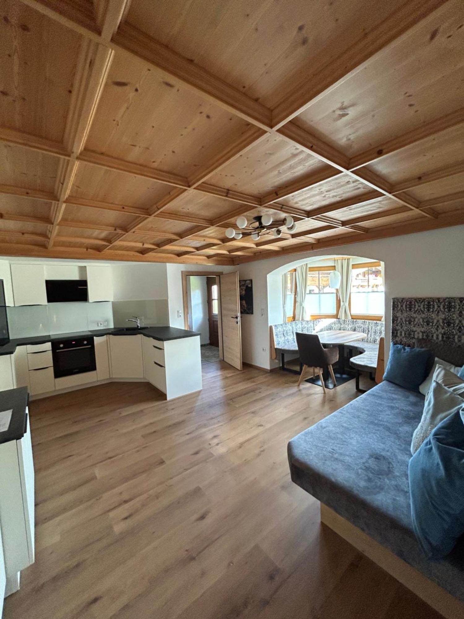 Haus Am Sonnenhang Finkenberg Buitenkant foto