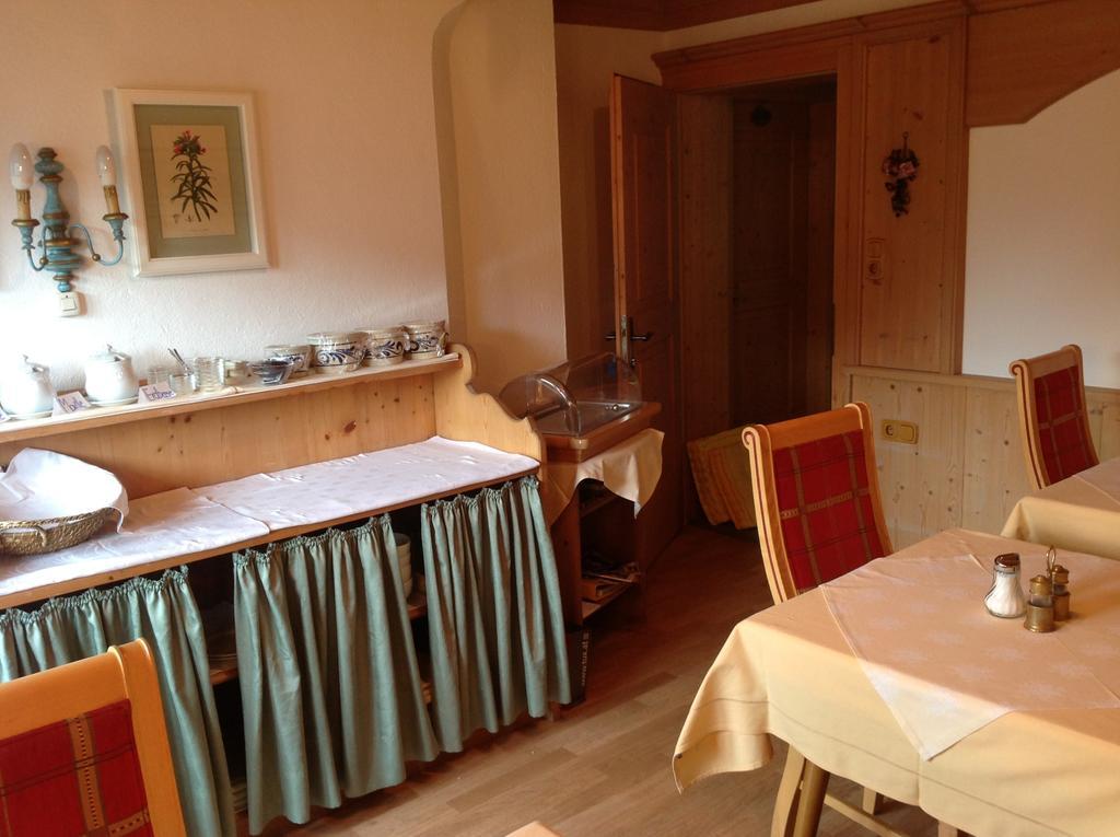 Haus Am Sonnenhang Finkenberg Kamer foto