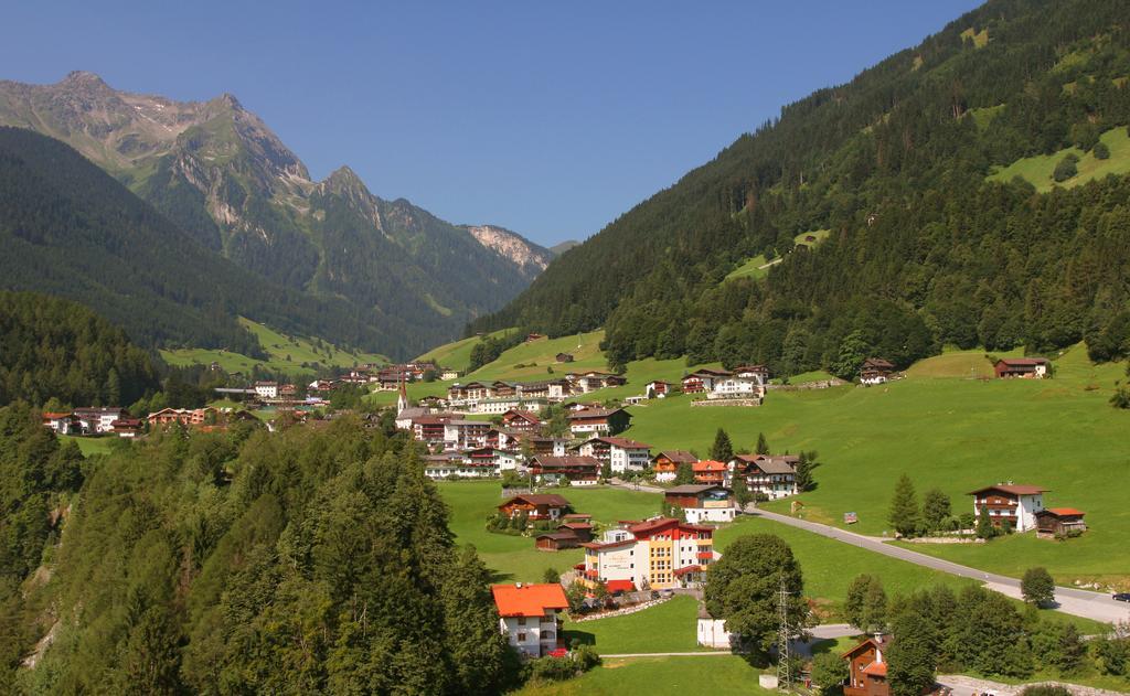 Haus Am Sonnenhang Finkenberg Kamer foto