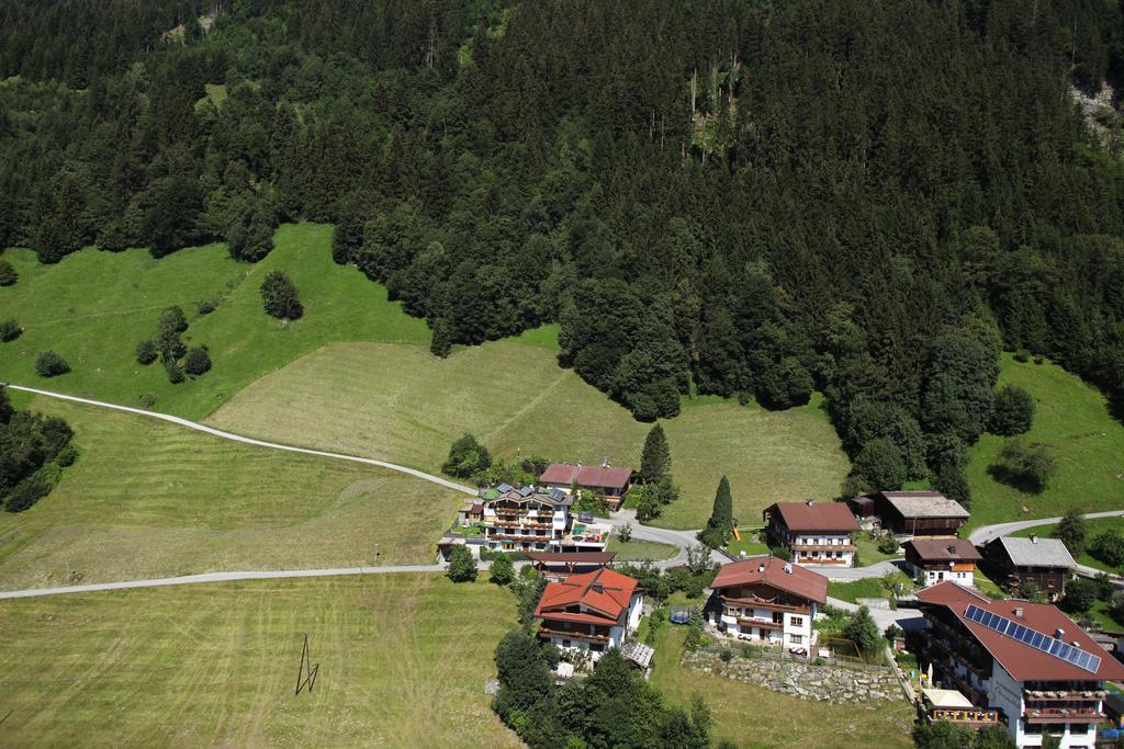 Haus Am Sonnenhang Finkenberg Buitenkant foto