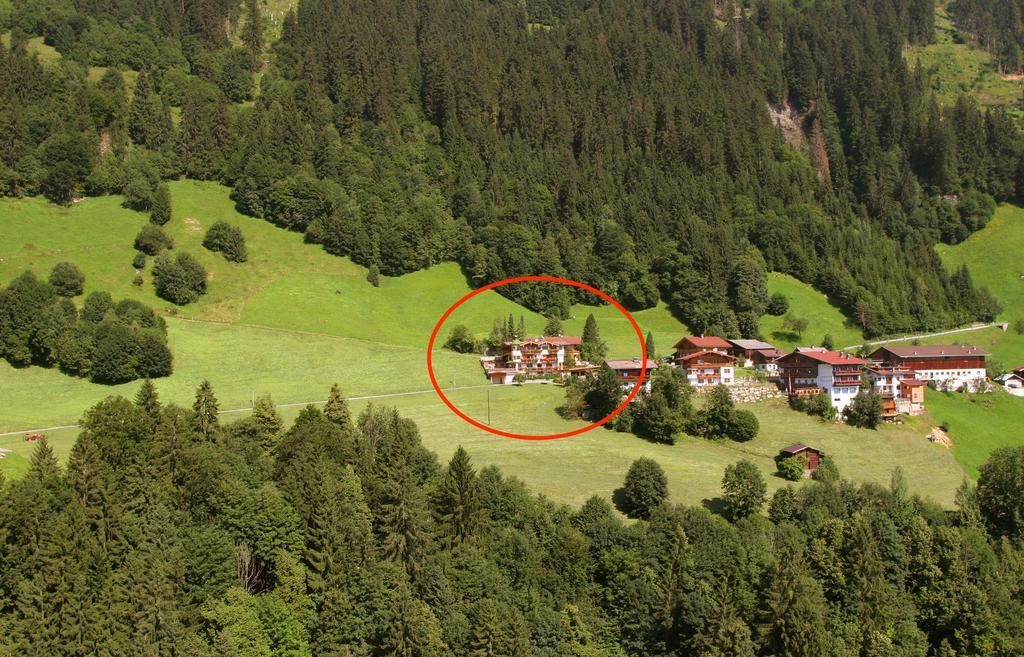 Haus Am Sonnenhang Finkenberg Buitenkant foto