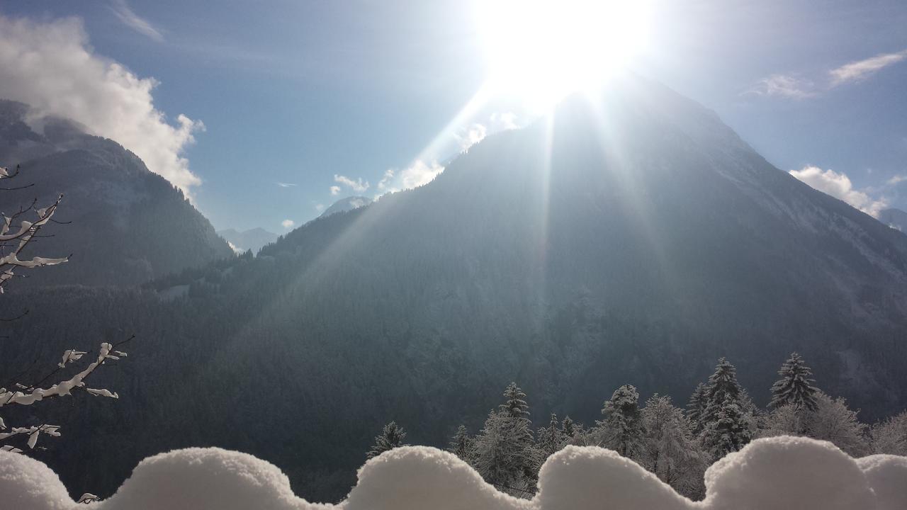 Haus Am Sonnenhang Finkenberg Buitenkant foto